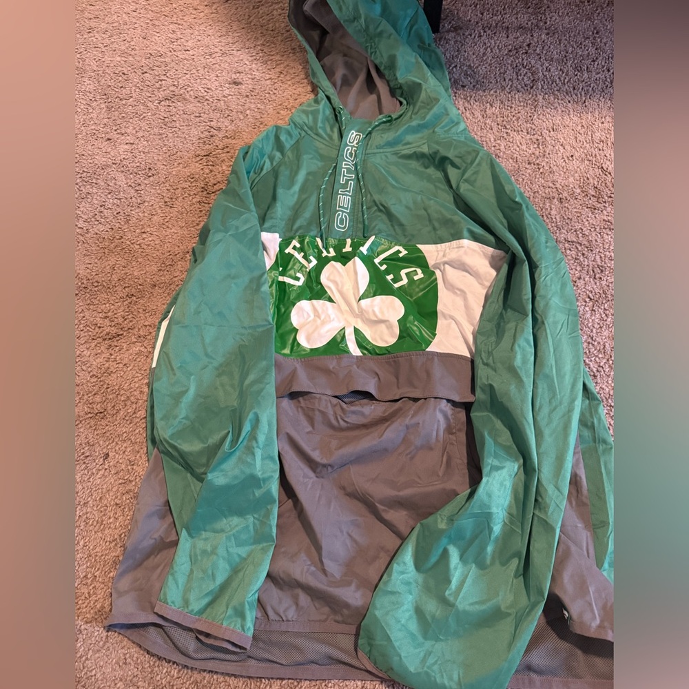Boston Celtics Green Gray Anorak Windbreaker Jacket Size L